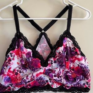 Torrid size 2 UNLINED MICROFIBER WITH LACE TRIM PRINTED BRALETTE